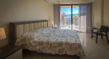 Фотографии Гостевой дом Apart-Hotel-Valencia г. Ялта Крым (Россия) №1 Фото Гостевой дом Apart-Hotel-Valencia г. Ялта 1