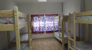 Фотографии Гостиница Gnezdyshko Hostel г. Ялта Крым (Россия) №5 Фото Гостиница Gnezdyshko Hostel г. Ялта 5