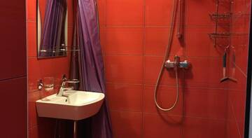 Фотографии Апартаменты Apartment Lavroviy Pereulok 5 г. Ялта Крым (Россия) №4 Фото Апартаменты Apartment Lavroviy Pereulok 5 г. Ялта 4