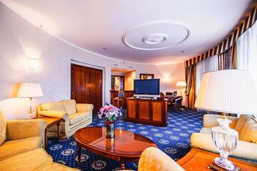 Фото номера Апартаменты с видом на море Гостиница Ореанда Премьер   г. Ялта 3