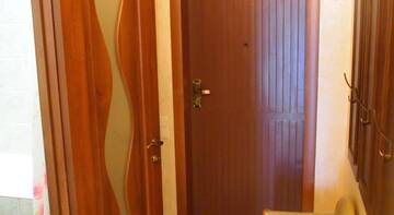 Фото номера Апартаменты - Первый этаж Апартаменты Apartment On Makarenko г. Ялта 8
