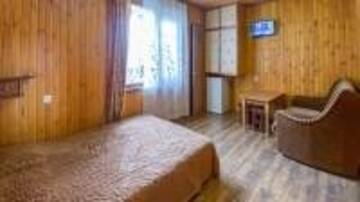 Фото номера Номер полулюкс с 2 односпальными кроватями Апартаменты Медный Всадник г. Ялта 6