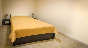 Фото номера  Апартаменты-студио Гостевой дом Apart-Hotel-Valencia г. Ялта 28