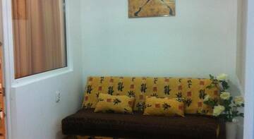 Фото номера Семейный номер с ванной комнатой Гостиница Inzhir Guest House г. Ялта 5