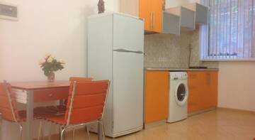 Фото номера Трехместный номер с душем Гостиница Inzhir Guest House г. Ялта 4
