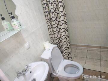 Фото номера Двухместный номер с 1 кроватью и балконом Апартаменты Guesthouse Dmitrieva г. Ялта 13