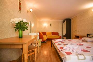 Фото номера Стандартные апартаменты Апартаменты Guesthouse Dmitrieva г. Ялта 7