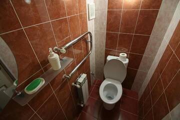 Фото номера Апартаменты с душем Апартаменты Guesthouse Dmitrieva г. Ялта 9