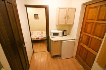 Фото номера Апартаменты с 2 спальнями Апартаменты Guesthouse Dmitrieva г. Ялта 4