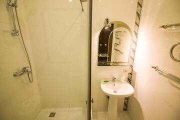 Фото номера Апартаменты Апартаменты Guesthouse Dmitrieva г. Ялта 8