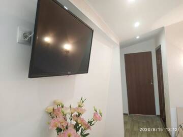 Фото номера Трехместный номер с балконом Апартаменты Guesthouse Dmitrieva г. Ялта 5