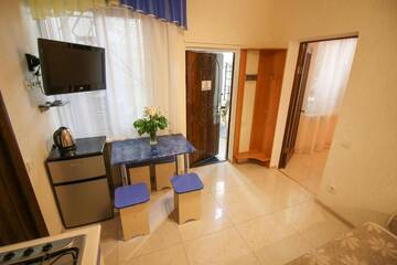 Фото номера Апартаменты с 1 спальней Апартаменты Guesthouse Dmitrieva г. Ялта 6
