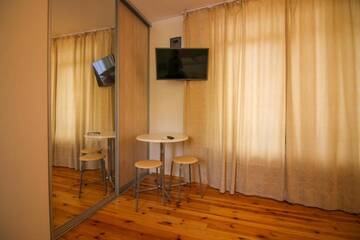Фото номера Апартаменты с террасой Апартаменты Guesthouse Dmitrieva г. Ялта 4