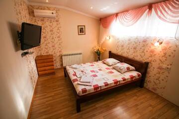 Фото номера Апартаменты Делюкс Апартаменты Guesthouse Dmitrieva г. Ялта 4
