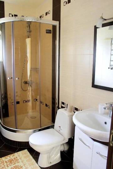 Фото номера Апартаменты с видом на море Гостевой дом Guest House Panorama  г. Ялта 14