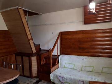 Фото номера Дом с 2 спальнями Гостевой дом Коттедж в Ялте г. Ялта 6