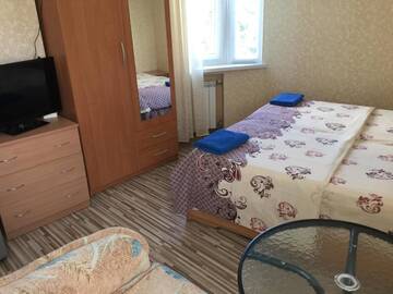Фото номера Двухместный номер с 2 отдельными кроватями, вид на сад Гостиница Guest House Spendiarova г. Ялта 9