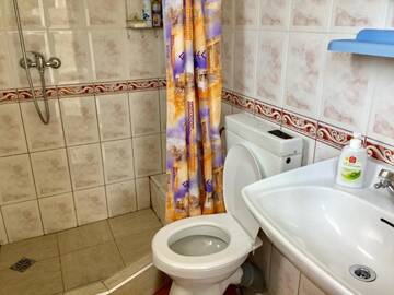 Фото номера Двухместный номер с 1 кроватью или 2 отдельными кроватями и балконом Гостиница Guest House Spendiarova г. Ялта 6