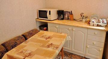 Фото номера Классический трехместный номер Гостиница Guest House On Nakhimova г. Ялта 2