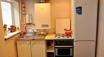 Фото номера Классический трехместный номер Гостиница Guest House On Nakhimova г. Ялта 3