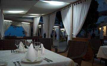 Фото номера Номер  Гостиница Spa Hotel Primorsky Park г. Ялта 14