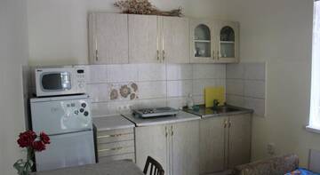 Фото номера Апартаменты с 2 спальнями Гостиница Sunny Apartments г. Ялта 5