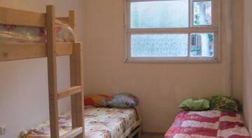 Фото номера Односпальная кровать в  женском общем номере Гостиница Gnezdyshko Hostel г. Ялта 5
